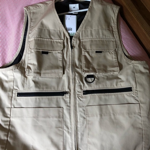 Ripstop Utility Vest - Picture 2 of 3